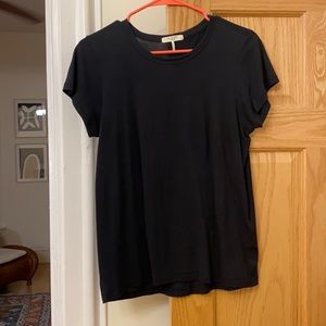 Black rag and bone t shirt